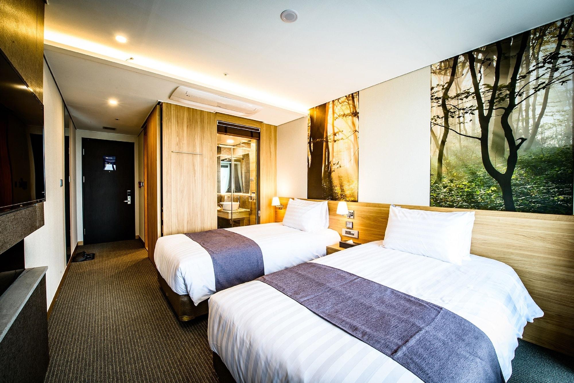 Utop Ubless Hotel Чеджу Екстериор снимка