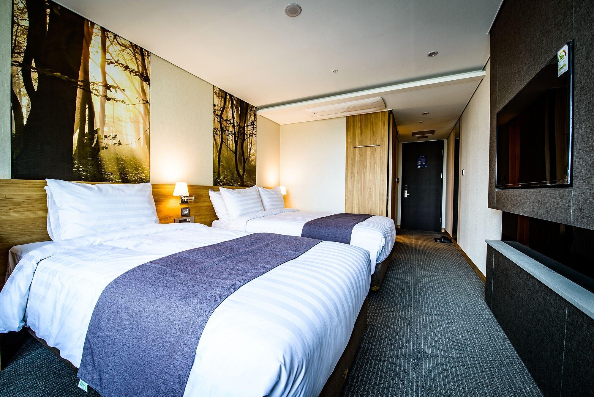 Utop Ubless Hotel Чеджу Екстериор снимка