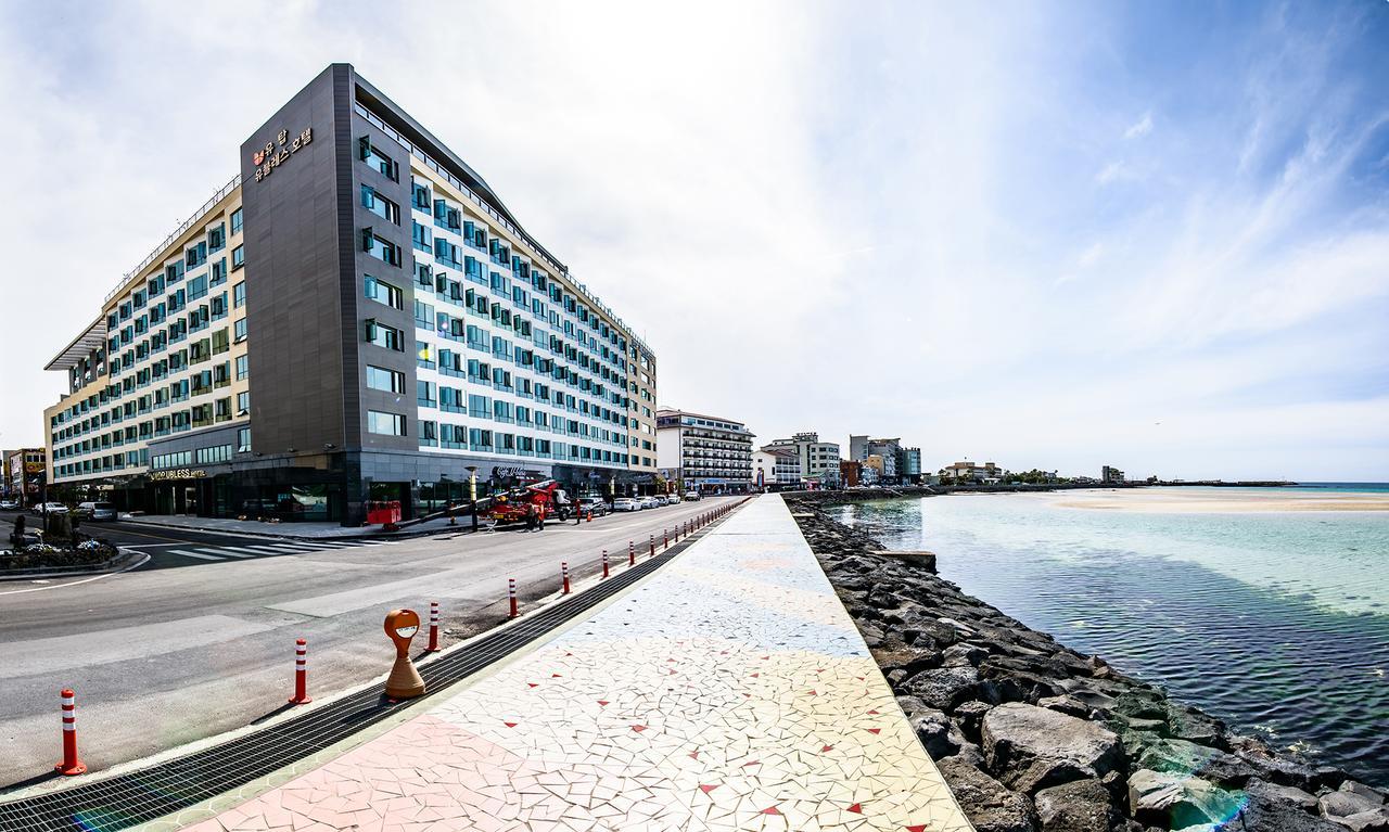 Utop Ubless Hotel Чеджу Екстериор снимка