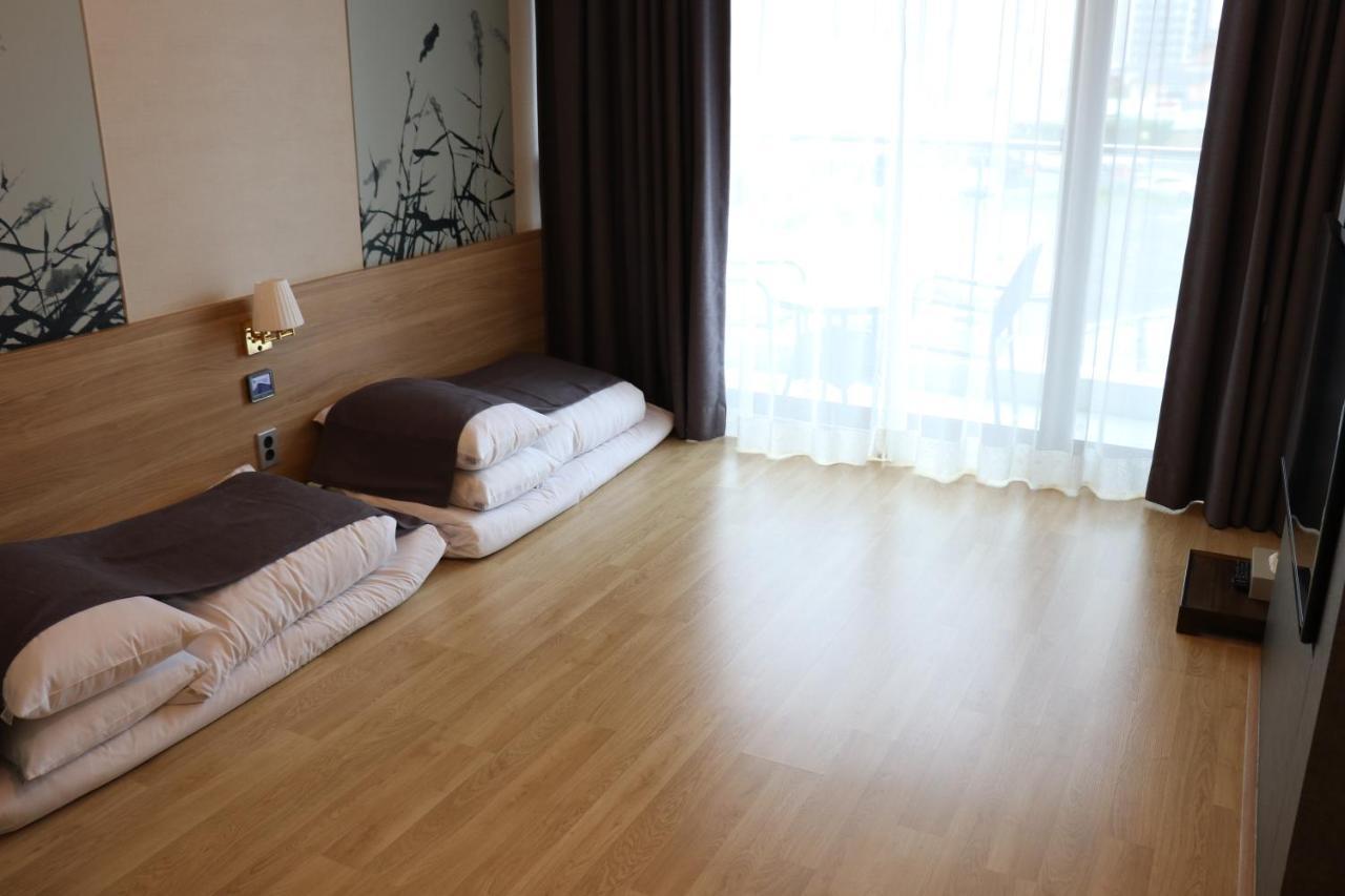 Utop Ubless Hotel Чеджу Екстериор снимка